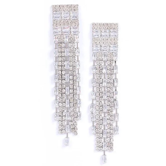 3AM BY H&D ACCESSORIES – Rhinestone Tassle Earring